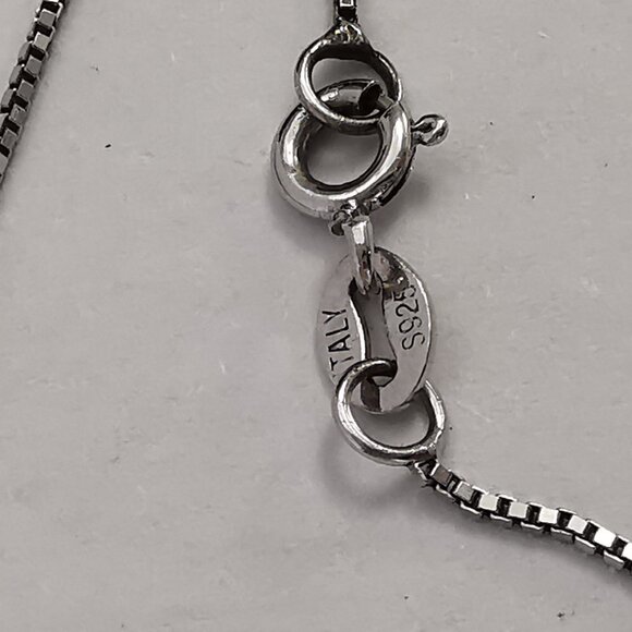 Sterling Silver and 7 Freshwater Floating Pearl Necklace - Picture 4 of 9